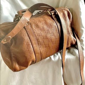 GUCCI ! Authentic Brown Leather Boston Bag (Med)